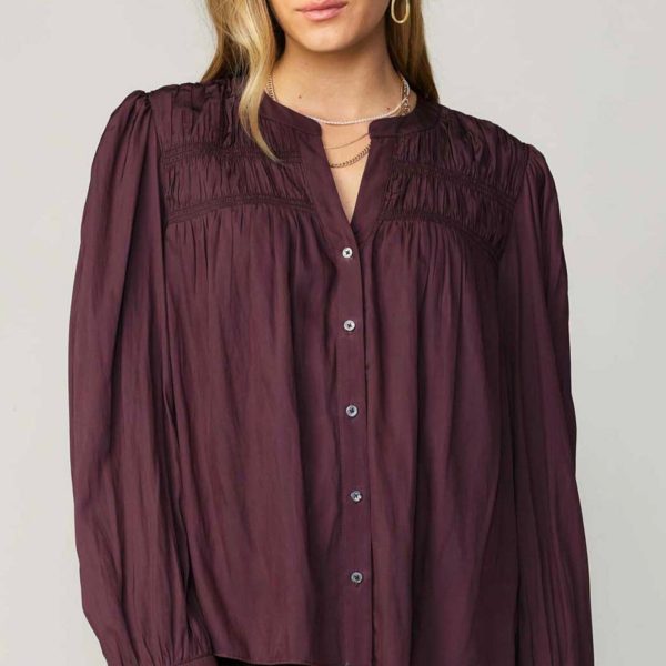 LONG-SLEEVE SPLIT NECK BUTTON DOWN BLOUSE