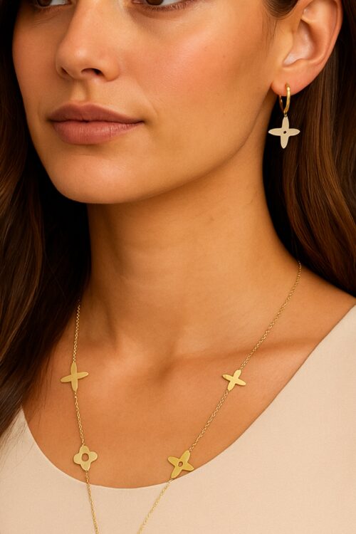 Collar Leaf Pattern Necklace
